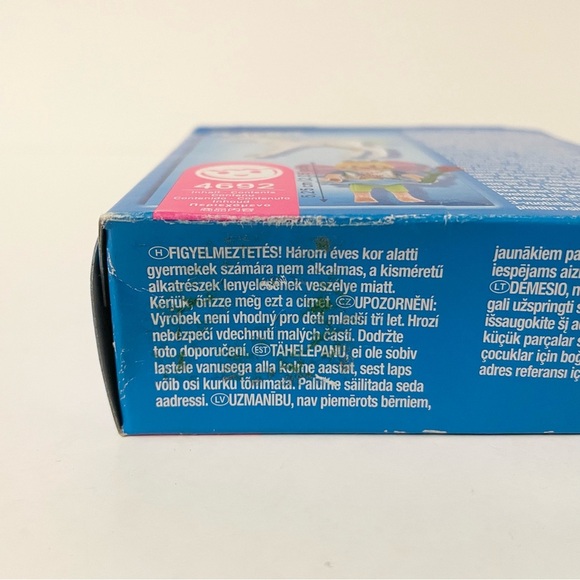 Playmobil Special 4692 Fairy Tale Little Fairy with Unicorn - Picture 7 of 16